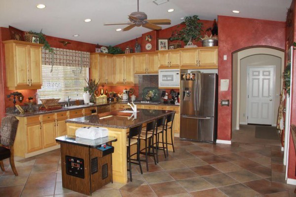 8077-SCV HAS POOL NOW