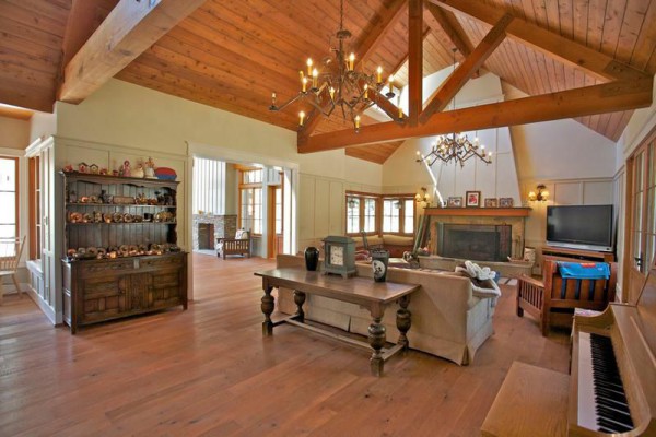 9131-AG-island_moves