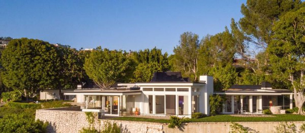 A414-BH_elvis_presly_e..