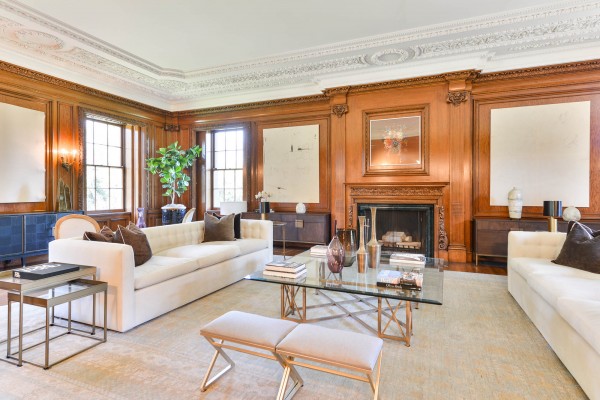 B478-LA RENOVATING TIL..