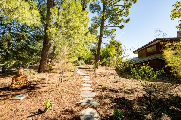 B556-TOPANGA UNAVAILAB..