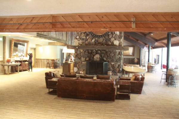 A816-MA-MAIN RESTAURAN..