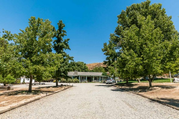 B740-SCV Not Available