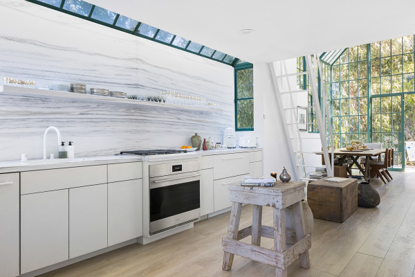 D752-HWH GUEST HOUSE U..