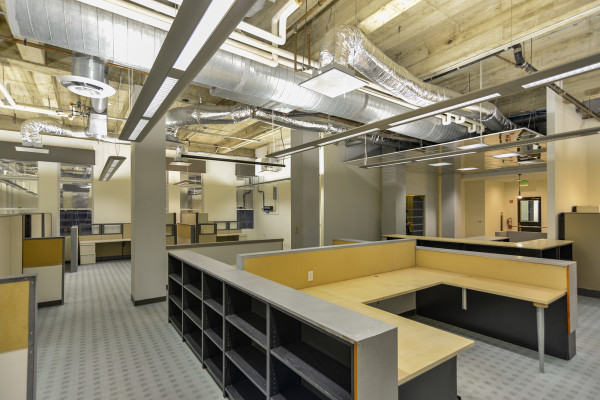 A328-LA FLOORS 5-9 *