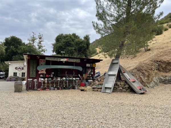 B951-11 TACKLE BAIT BO..