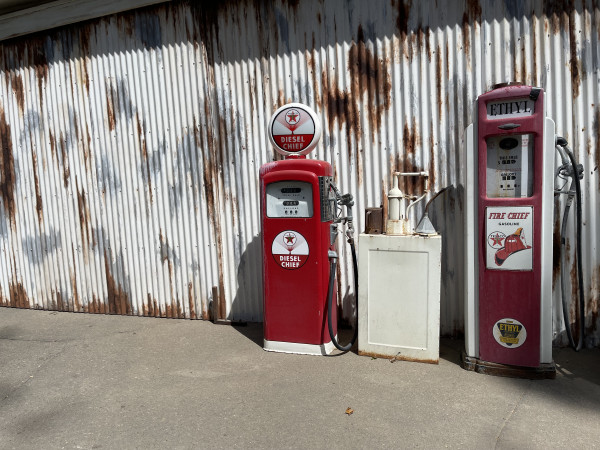 B951-22 SERVICE GARAGE