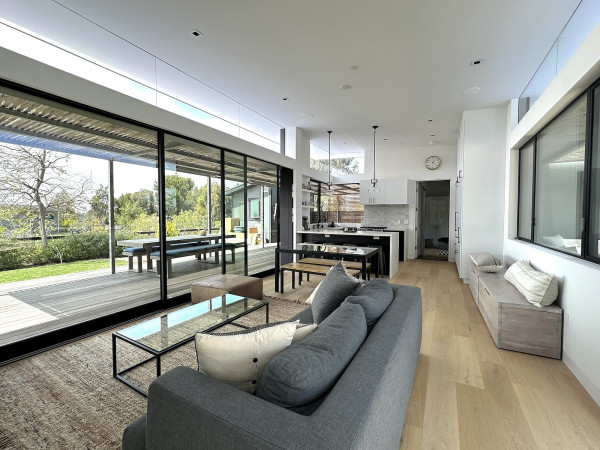 CW316-MA 2ND HOUSE ON ..