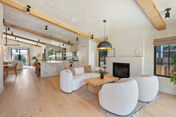 C214-WESTCHESTER UNAVA..