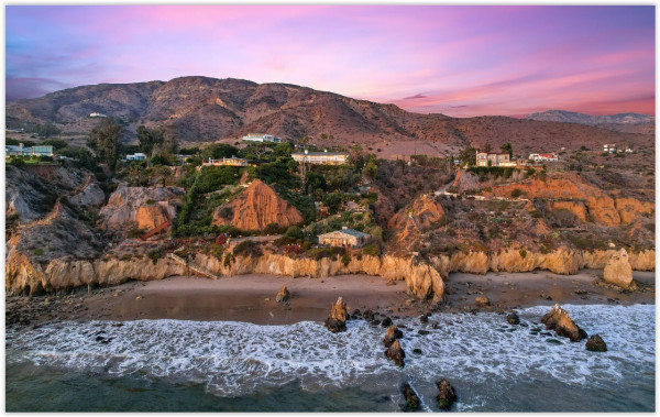 C825-B-MA- BEACH COTTA..