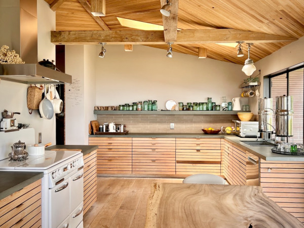 C276-MA-MAIN HOUSE