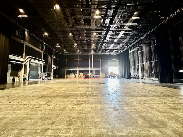 CW512-LA-SOUNDSTAGE